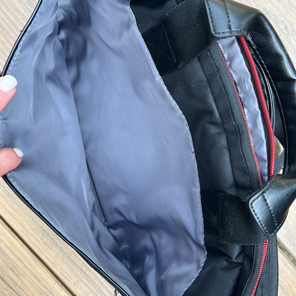 Thinkpad Laptop Carrying Case - Picture 9 of 9